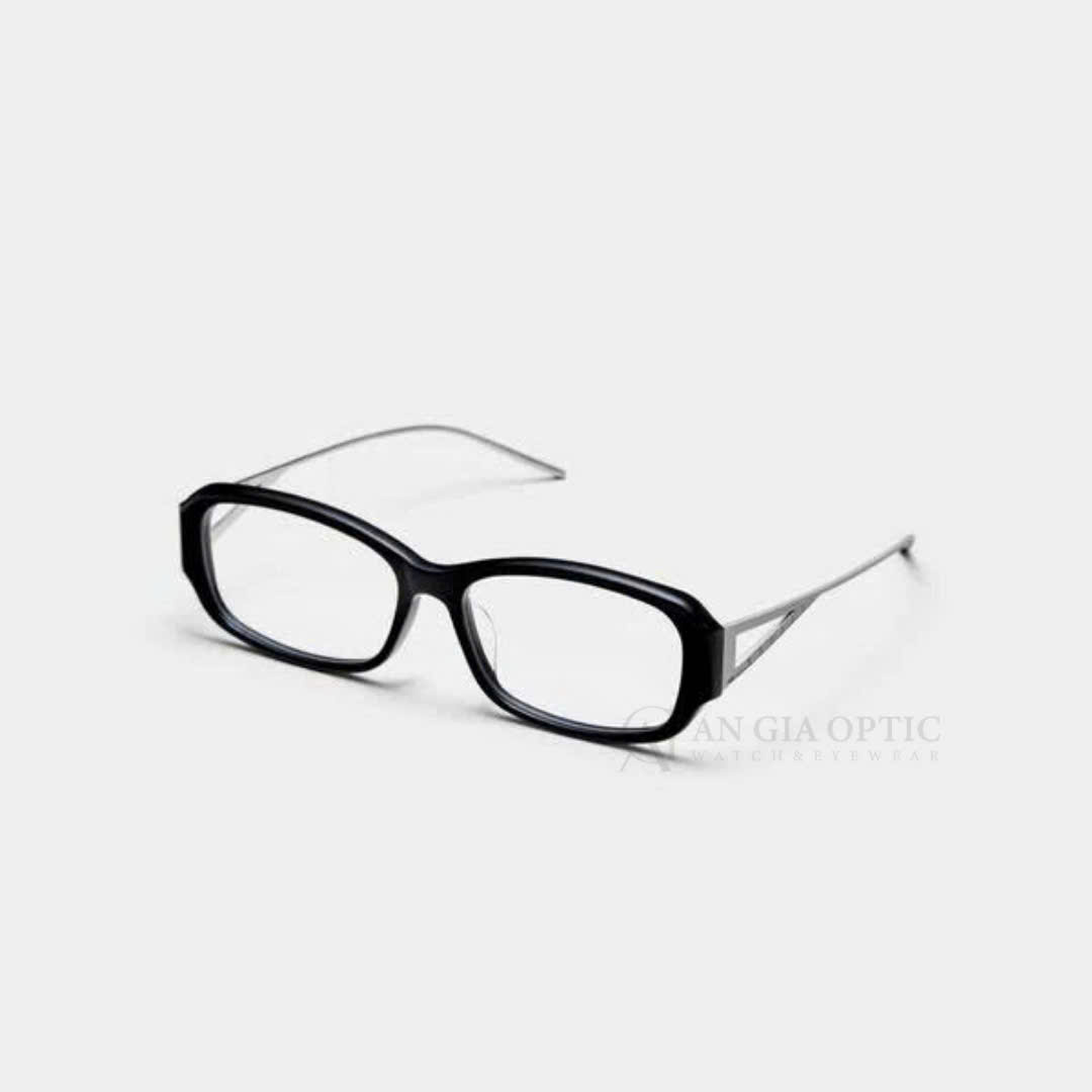 THE SET SQUARE 02 - Black